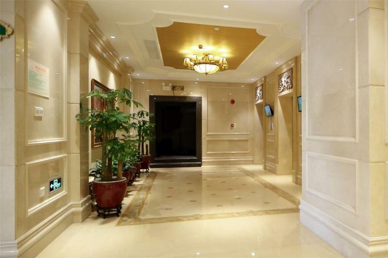 Vienna Hotel Shenzhen Longhua Qinghu Road Bagian luar foto